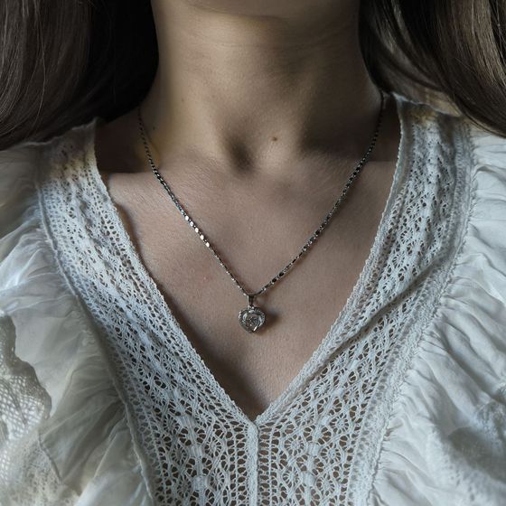 Серебряная подвеска с фианитами