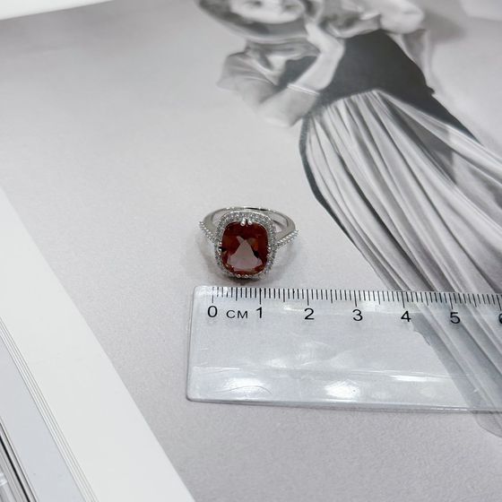 Серебряное кольцо с султанитом 5.528ct