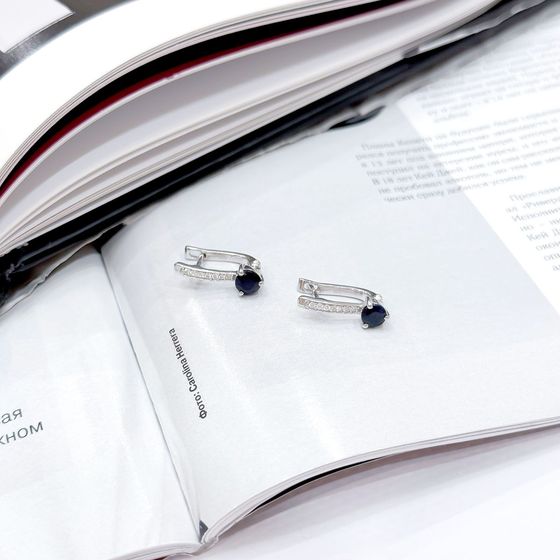 Серебряные серьги с сапфиром 1.711ct, фианитами