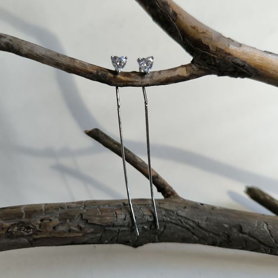 Серебряные серьги с фианитами Серебряные серьги с фианитами