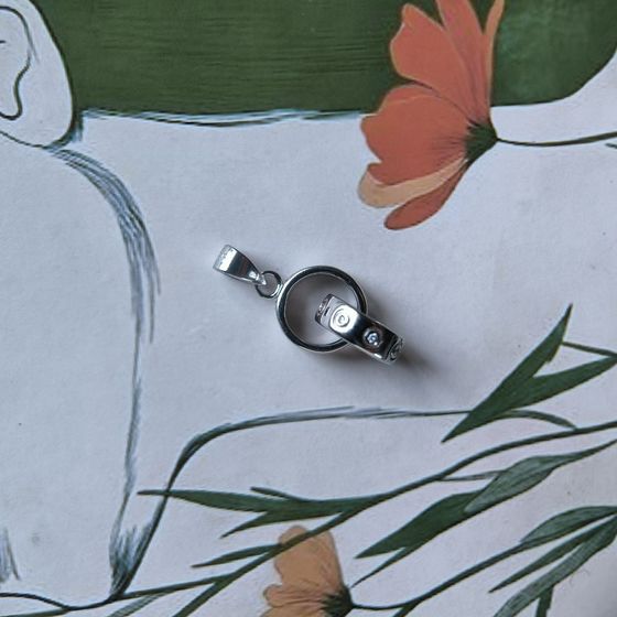 Серебряная подвеска с фианитами