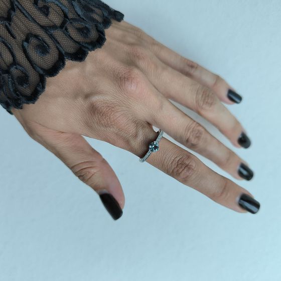 Серебряное кольцо с топазом 0.749ct