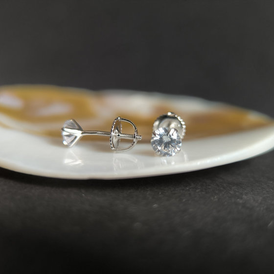 Серебряные серьги с фианитами