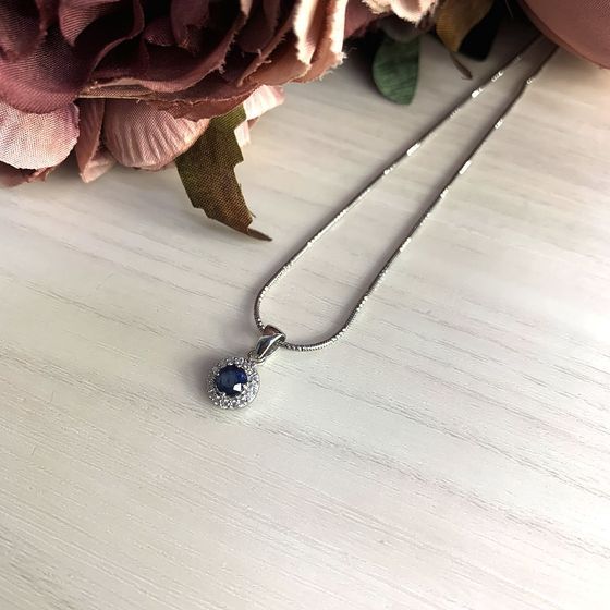 Серебряная подвеска с сапфиром 0.935ct