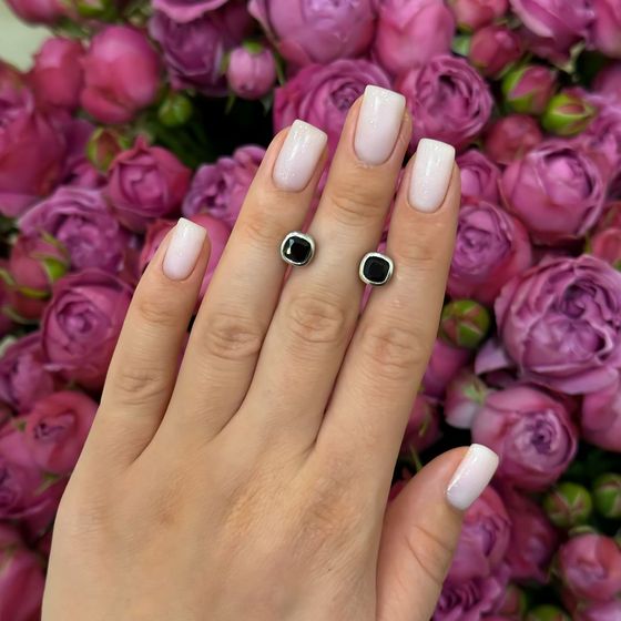 Серебряные серьги с фианитами