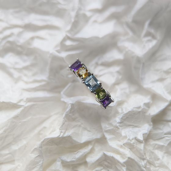 Серебряное кольцо с аметистом, топазом, цитрином, хризолітом