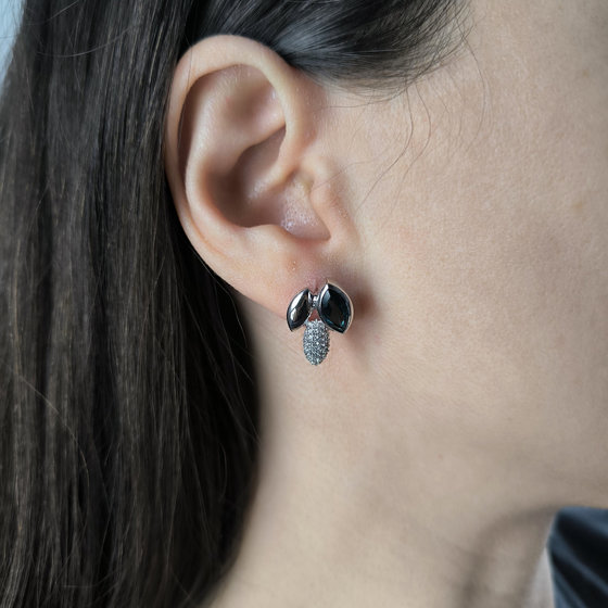 Серебряные серьги с топазом Лондон Блю 2.569ct, фианитами