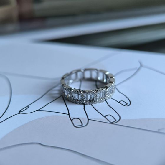 Серебряное кольцо с фианитами