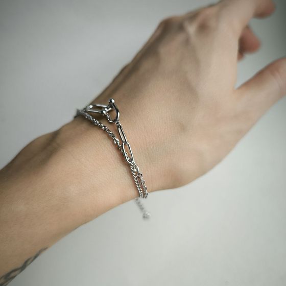 Серебряный браслет без камней