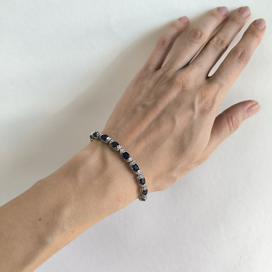 Серебряный браслет с сапфиром 12.81ct