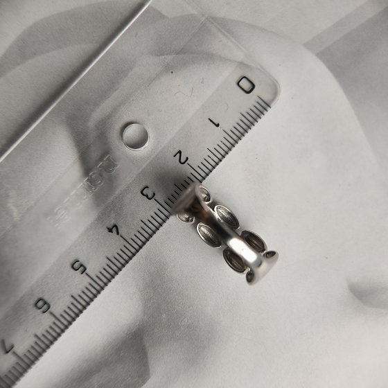 Серебряное кольцо без камней