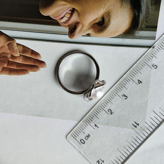 Серебряное кольцо с жемчугом