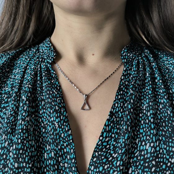 Серебряная подвеска с фианитами 0.1ct
