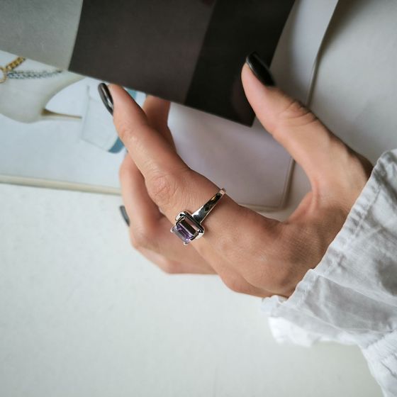 Серебряное кольцо с аметистом 2.4ct