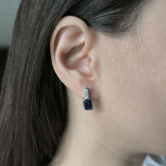 Серебряные серьги с сапфиром nano 2.227ct, фианитами