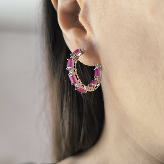 Серебряные серьги с рубином 6.145ct, фианитами