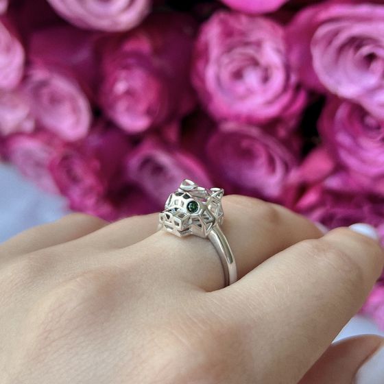 Серебряное кольцо с фианитами Серебряное кольцо с фианитами