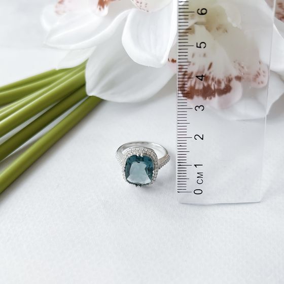Серебряное кольцо с топазом Лондон Блю 4.973ct