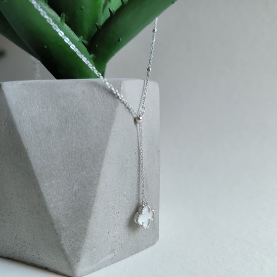 Серебряное колье с перламутром