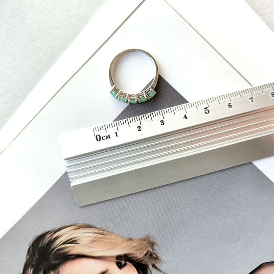 Серебряное кольцо с изумрудом 1.19ct