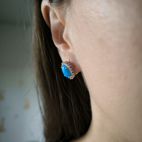 Серебряные серьги с опалом