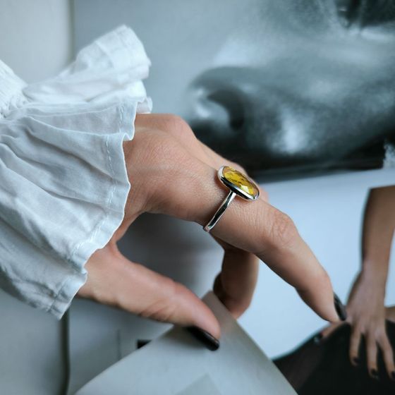 Серебряное кольцо с цитрином nano