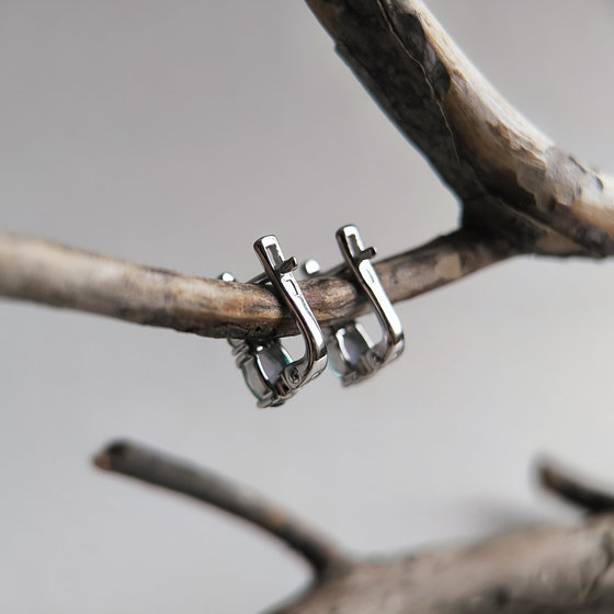 Серебряные серьги с мистик топазом 1.51ct