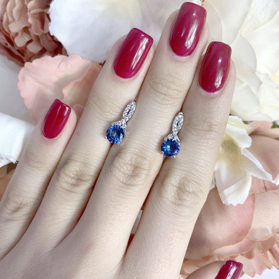 Серебряные серьги с мистик топазом 1.509ct