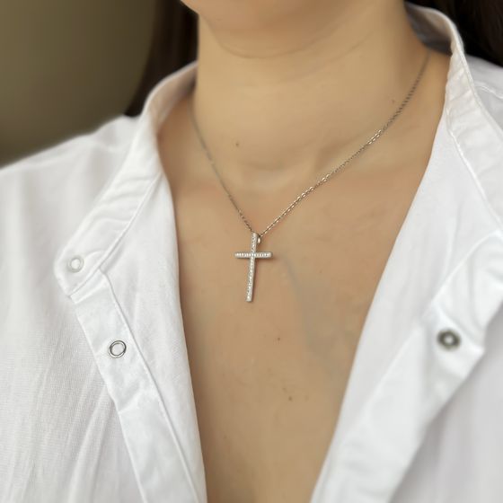 Серебряный крестик с фианитами