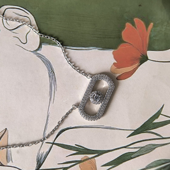 Серебряное колье с фианитами