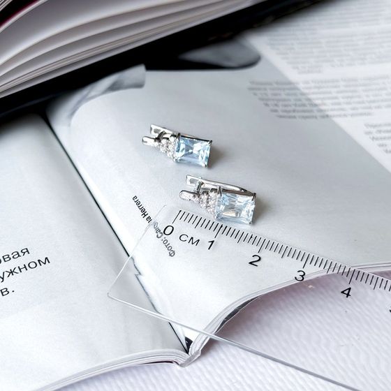 Серебряные серьги с топазом 3.897ct