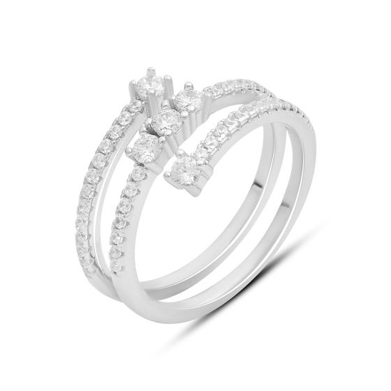 Серебряное кольцо с фианитами