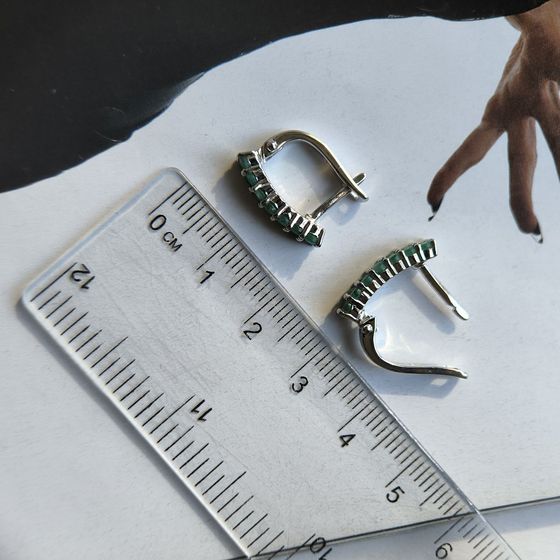 Серебряные серьги с изумрудом 1.263ct