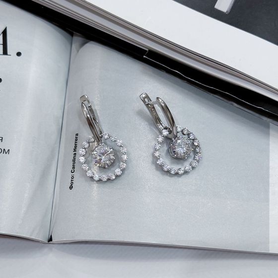 Серебряные серьги с фианитами Серебряные серьги с фианитами