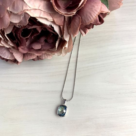 Серебряная подвеска с мистик топазом