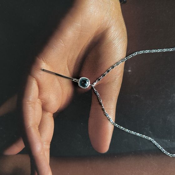 Серебряная подвеска с топазом Лондон Блю 0.783ct