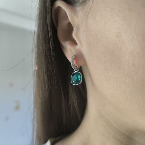 Серебряные серьги с фианитами