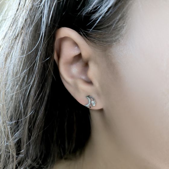 Серебряные серьги с фианитами