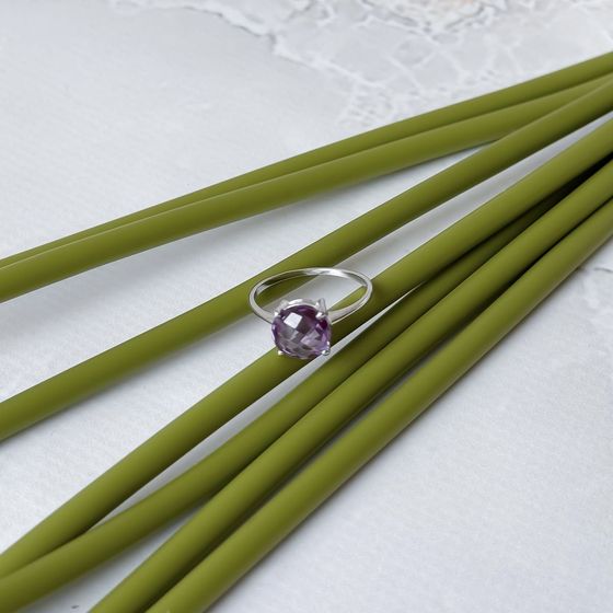 Серебряное кольцо с александритом 3.668ct