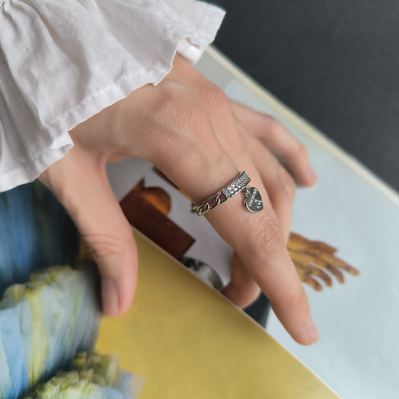 Серебряное кольцо с фианитами 0.18ct