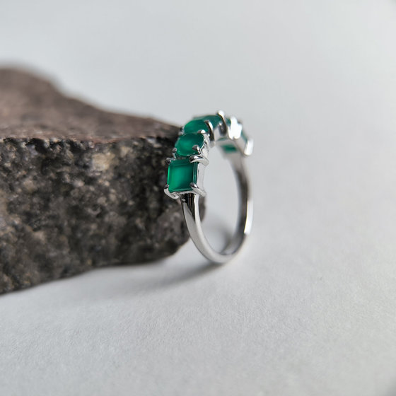 Серебряное кольцо с агатом 1.557ct