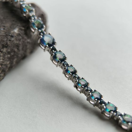 Серебряный браслет с мистик топазом 5.642ct