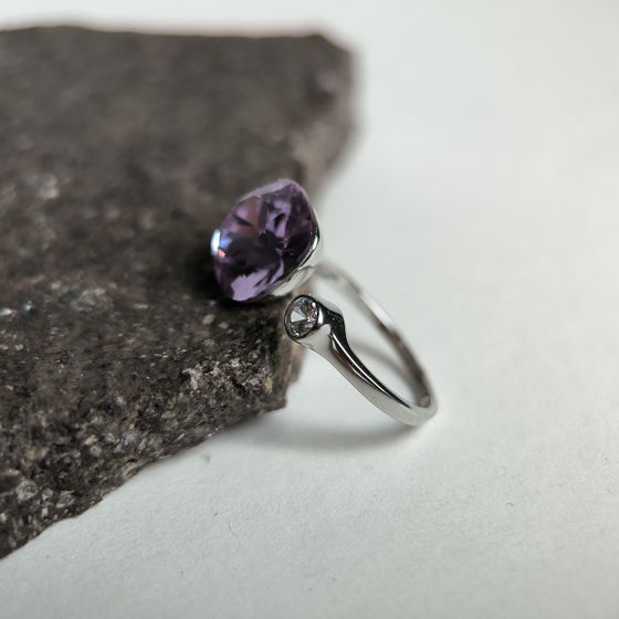 Серебряное кольцо с фианитами