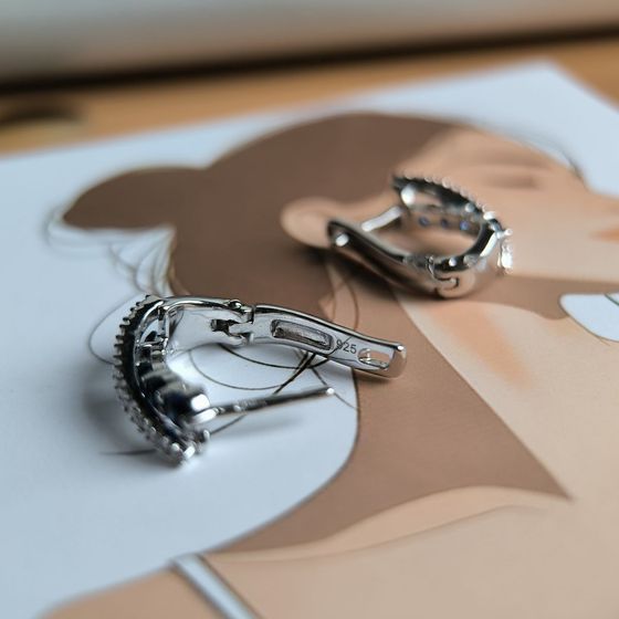 Серебряные серьги с сапфиром nano 1.12ct