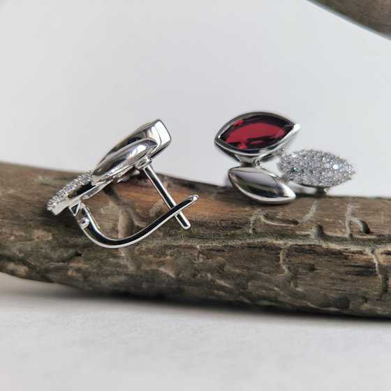 Серебряные серьги с гранатом nano 2.434ct