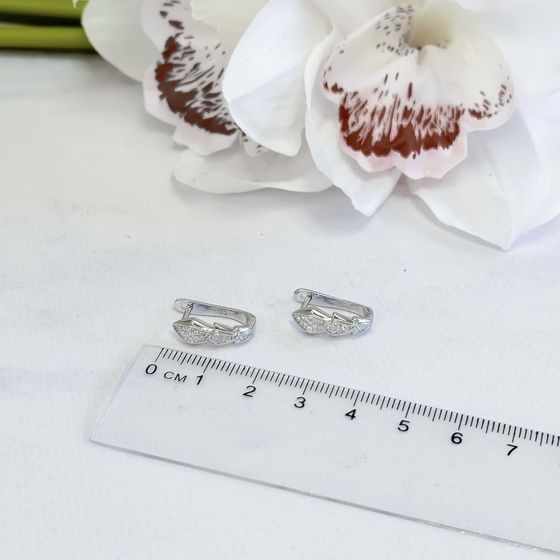 Серебряные серьги с фианитами