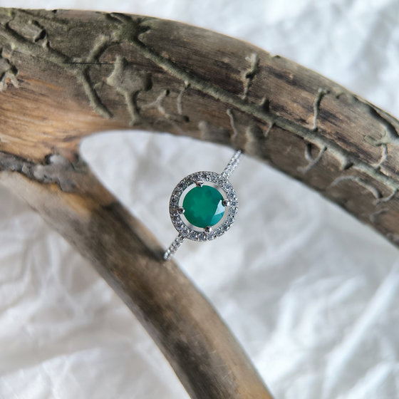 Серебряное кольцо с агатом 1.099ct, фианитами