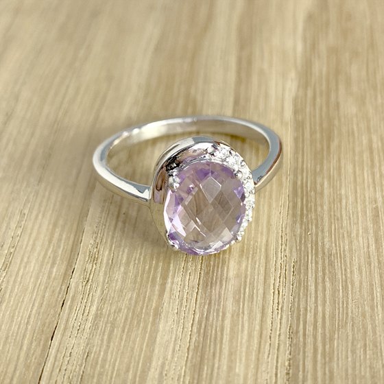 Серебряное кольцо с аметистом 2.188ct