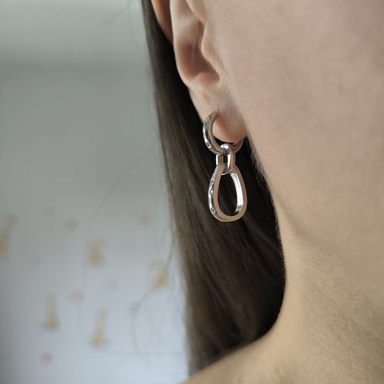 Серебряные серьги с фианитами Серебряные серьги с фианитами