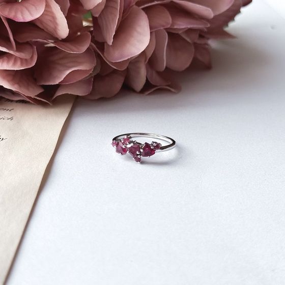 Серебряное кольцо с рубином 1.162ct